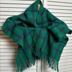 Green blue burgundy Plaid Wool blend plaid tartan vintage fringe scarf